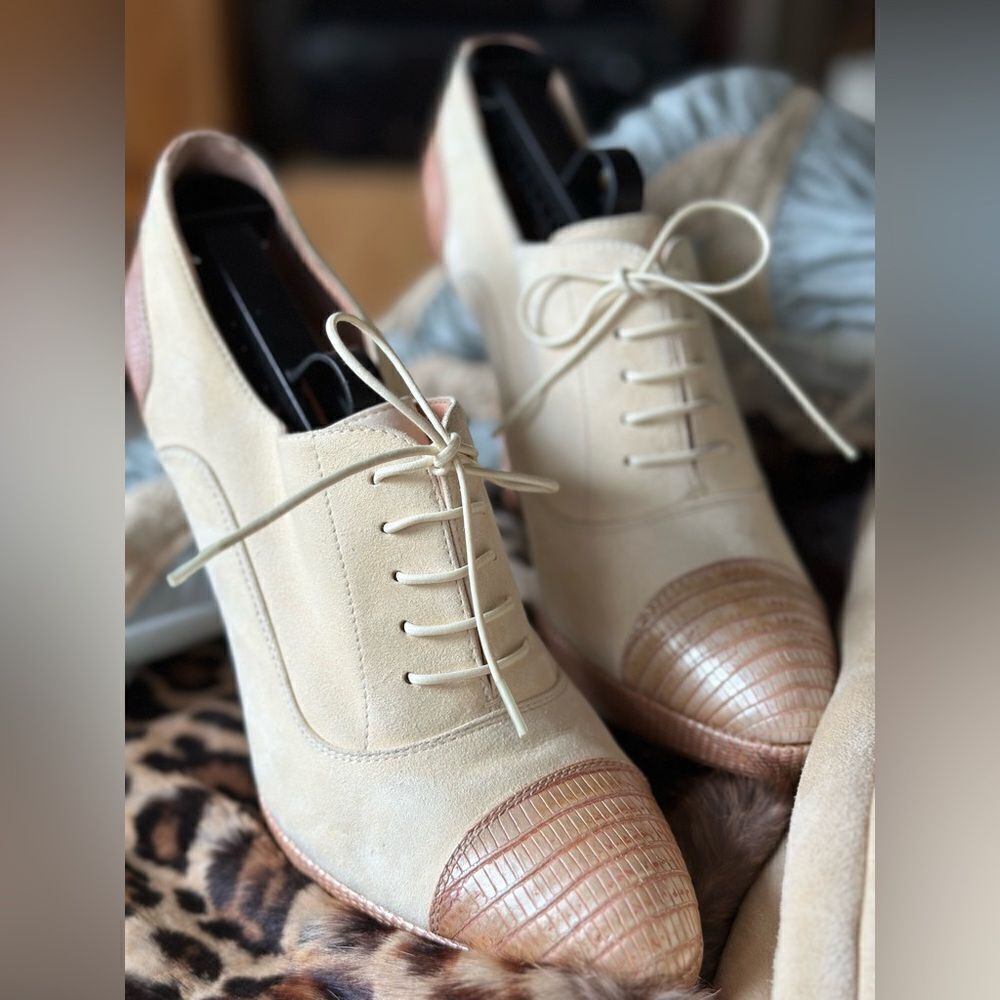 Ralph Lauren Collection Cream Suede Pink Embossed Snake Italian Stiletto Oxford